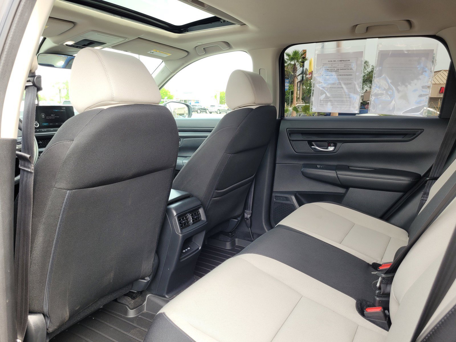 Used 2024 Honda CR-V EX image 15