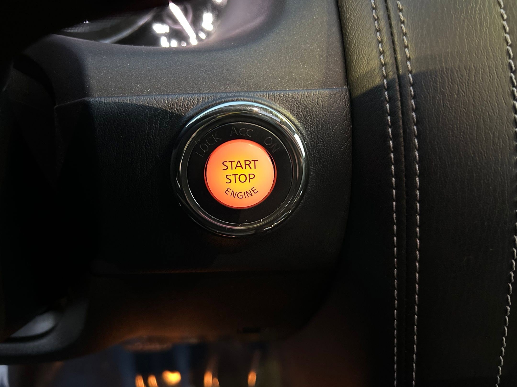 Used 2019 Nissan Armada Platinum w/ Captain's Chairs Package image 17