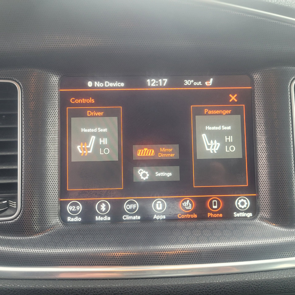 Used 2018 Dodge Charger GT image 17