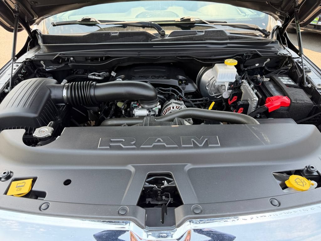 Used 2022 RAM 1500 Big Horn AWD/4WD image 29