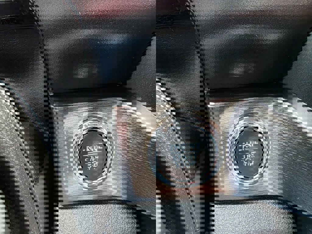 Used 2024 Ford F350 Lariat image 45