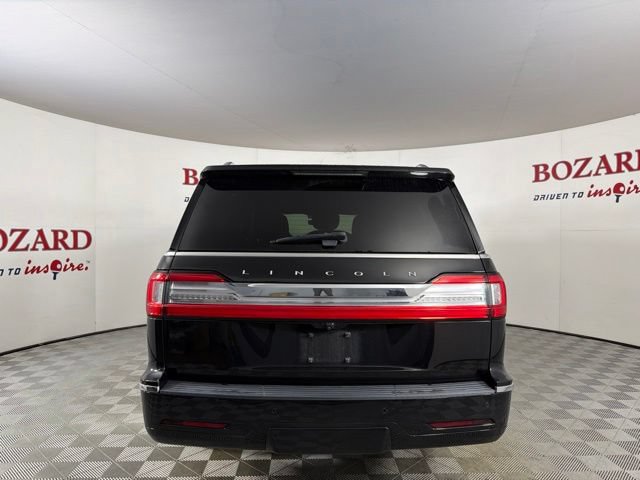 Used 2018 Lincoln Navigator L Reserve w/ Technology Package AWD/4WD image 12