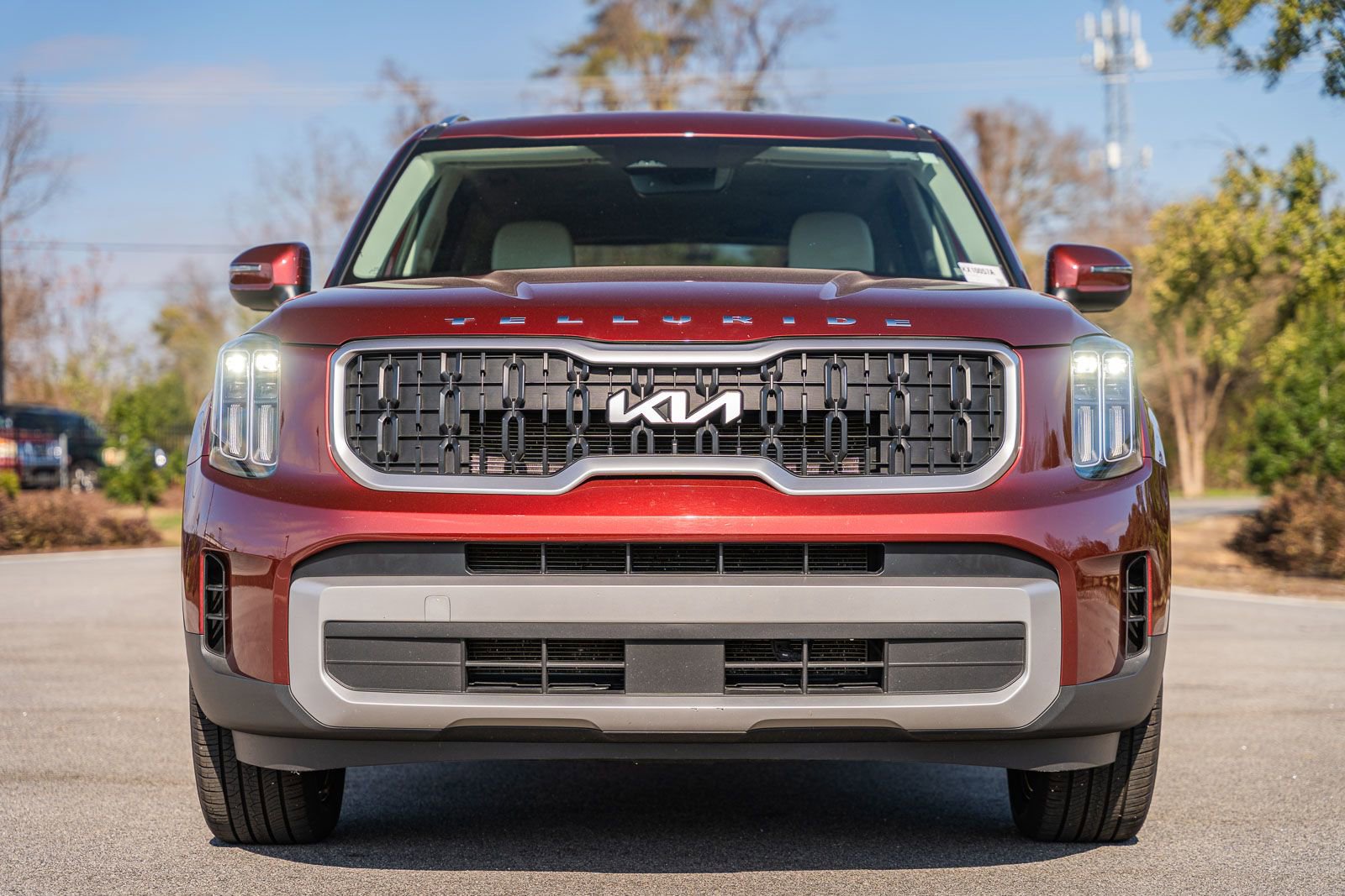 Used 2023 Kia Telluride EX w/ EX Captain's Chair Package video 2