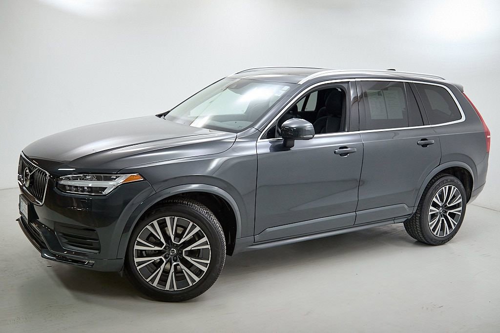 Used 2021 Volvo XC90 T6 Momentum w/ Climate Package image 3