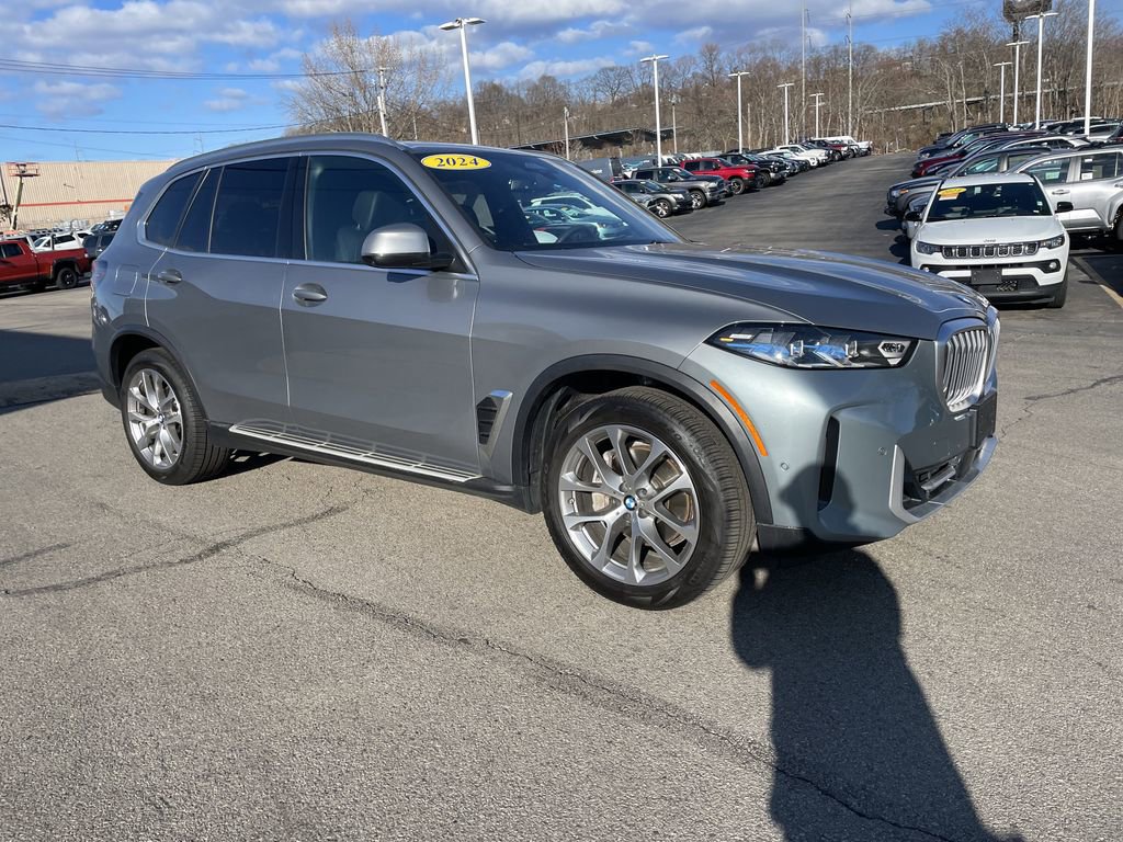 Used 2024 BMW X5 xDrive40i w/ Premium Package image 6