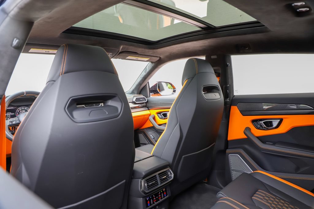 Used 2024 Lamborghini Urus S AWD/4WD image 10
