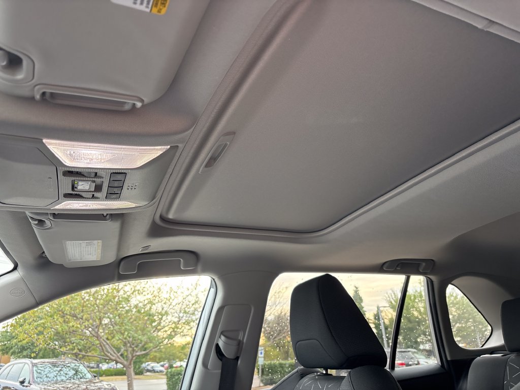 Used 2024 Toyota RAV4 XLE w/ Convenience Package AWD/4WD image 16