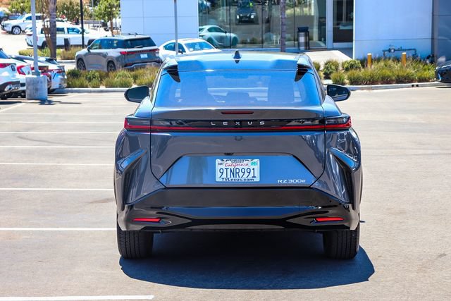 Certified 2025 Lexus RZ 300e FWD image 5