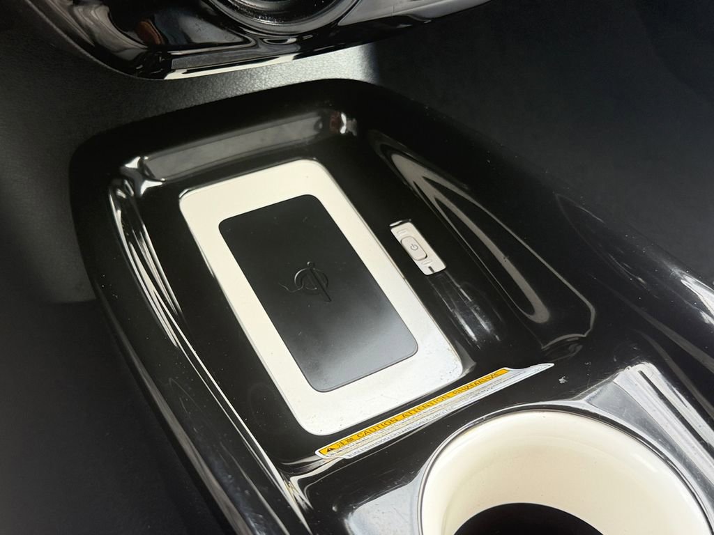 Used 2016 Toyota Prius Three Touring FWD image 25