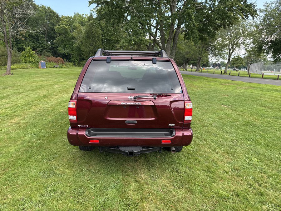 Used 2002 Nissan Pathfinder SE AWD/4WD image 18