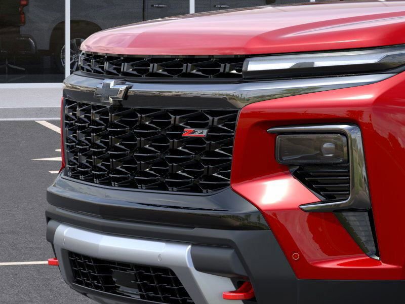 New 2025 Chevrolet Traverse Z71 w/ Enhanced Driving Package AWD/4WD image 14