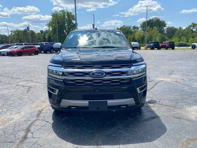 Used 2024 Ford Expedition Max Platinum AWD/4WD image 9