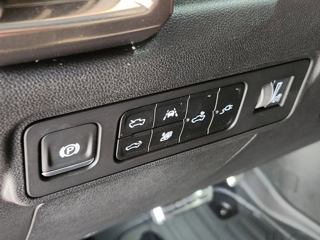 New 2025 GMC Hummer EV 3X w/ LPO, Illumination Package image 14