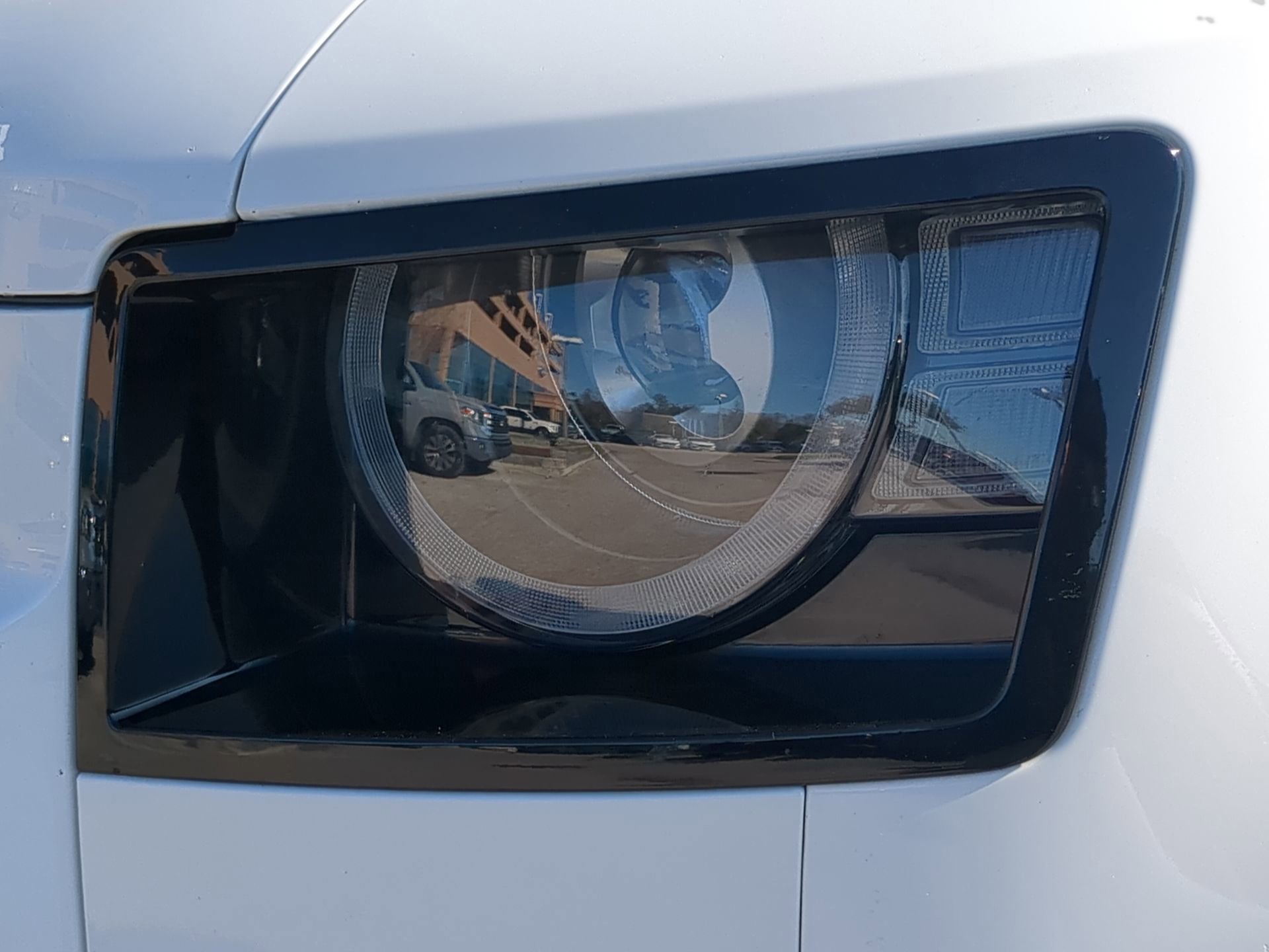 Used 2022 Land Rover Defender 110 SE image 36