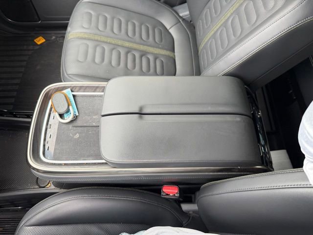 Used 2022 Rivian R1T Launch Edition AWD/4WD image 19