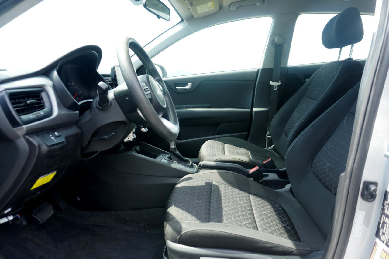Used 2023 Kia Rio LX image 14