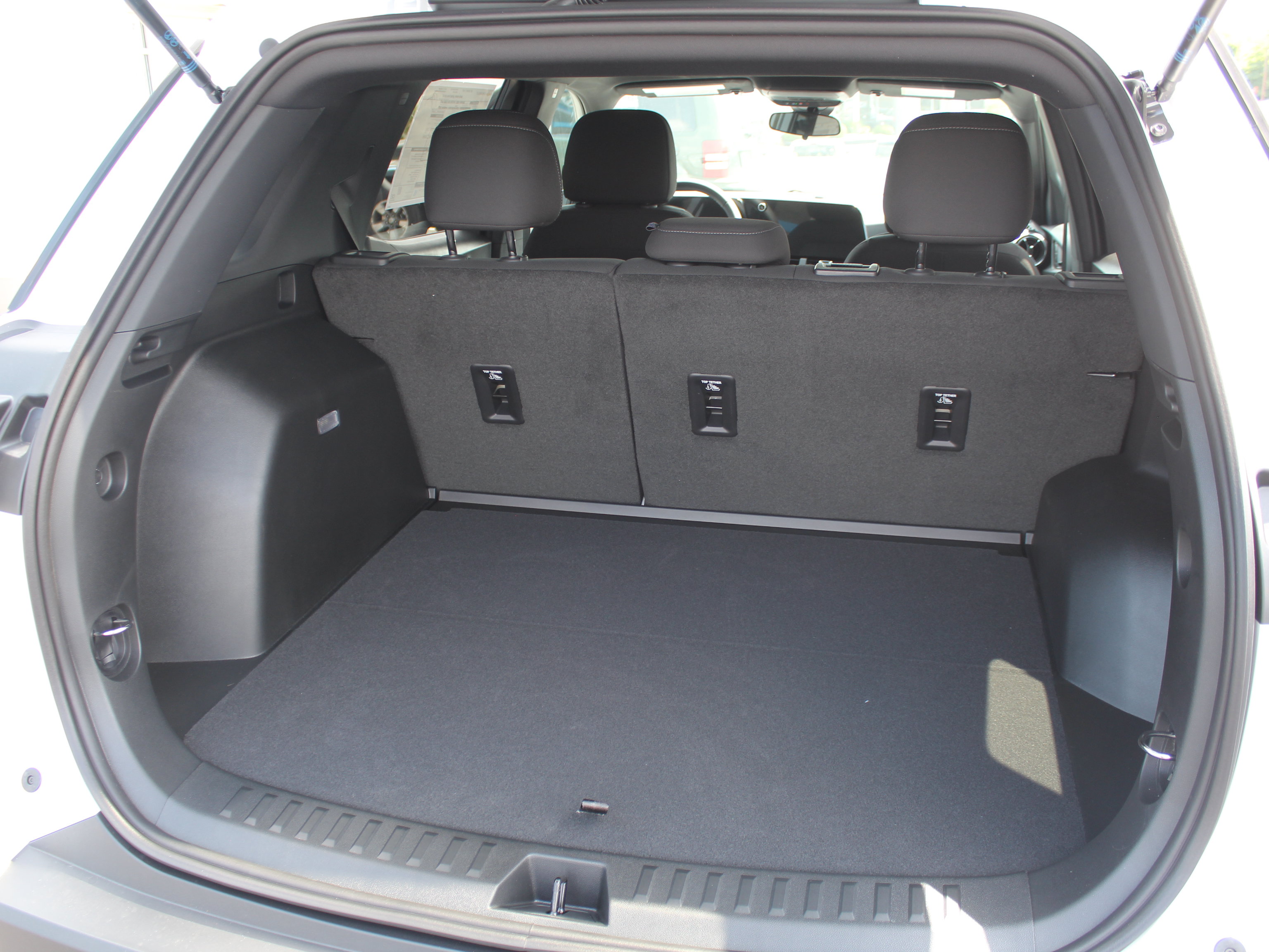 New 2027 Chevrolet Equinox LT AWD/4WD image 17
