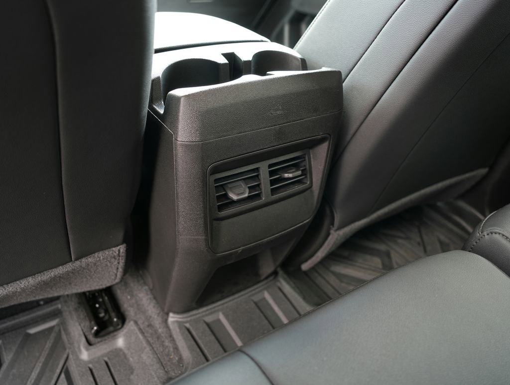 Used 2026 Chevrolet Colorado Trail Boss AWD/4WD image 23