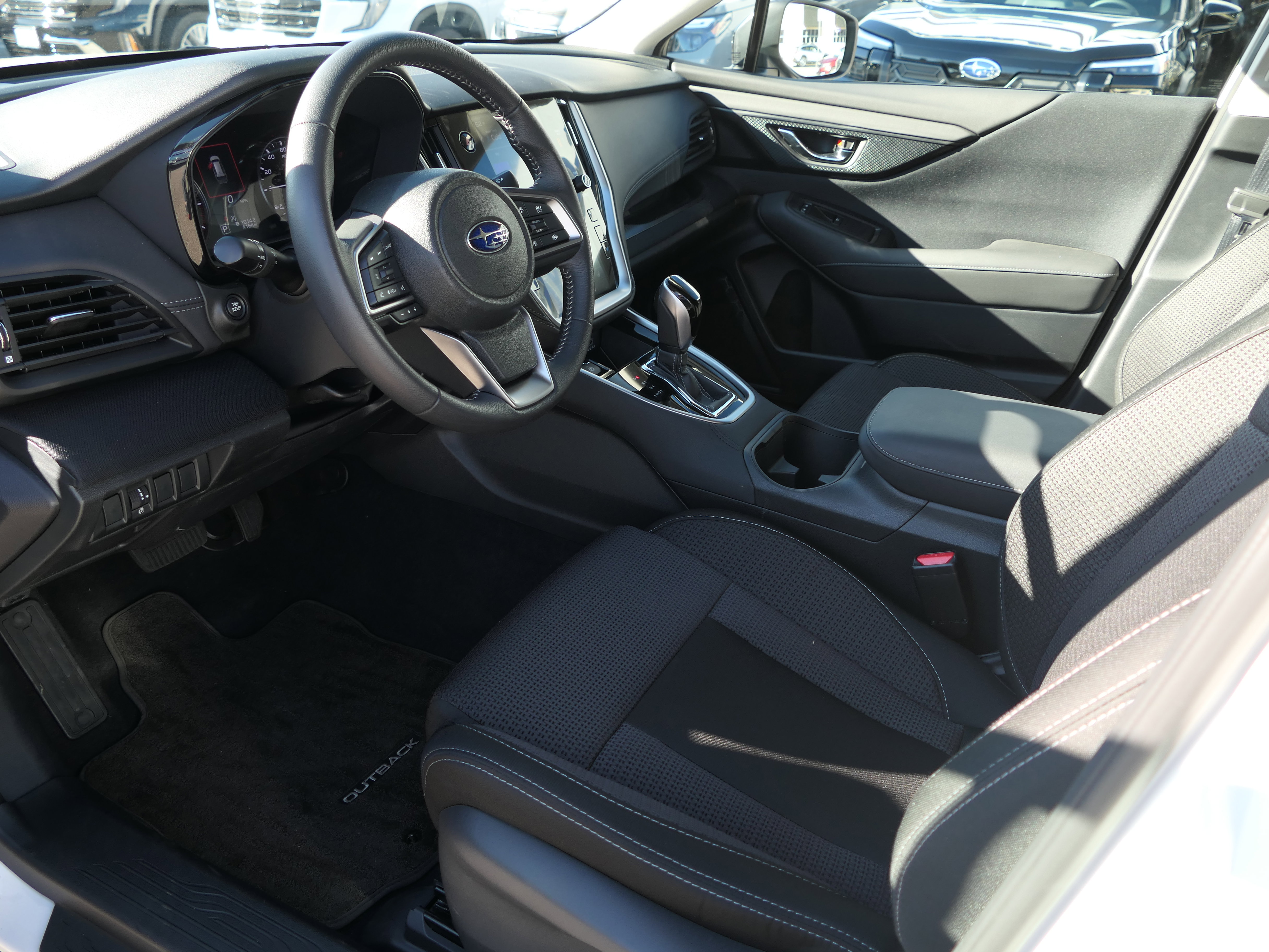 Certified 2025 Subaru Outback Premium image 10