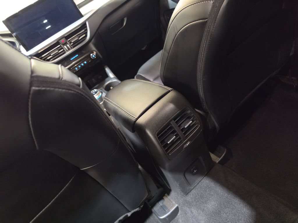 Used 2025 Ford Escape Platinum AWD/4WD image 22
