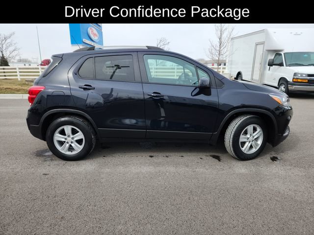 Used 2021 Chevrolet Trax LT w/ Driver Confidence Package image 11