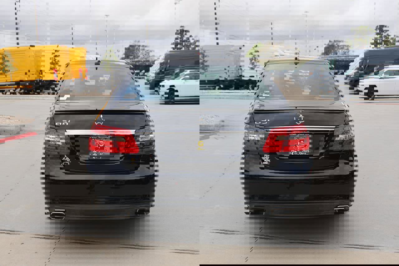 Used 2013 Mercedes-Benz E 350 Sedan image 4