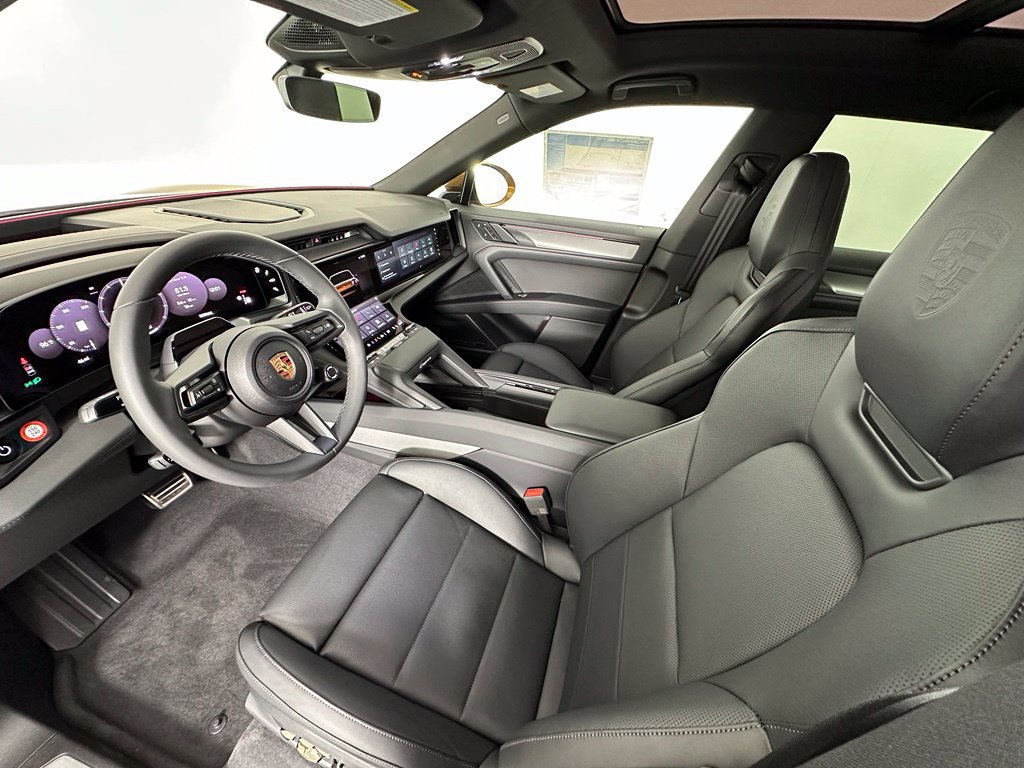 Used 2026 Porsche Cayenne S AWD/4WD image 4