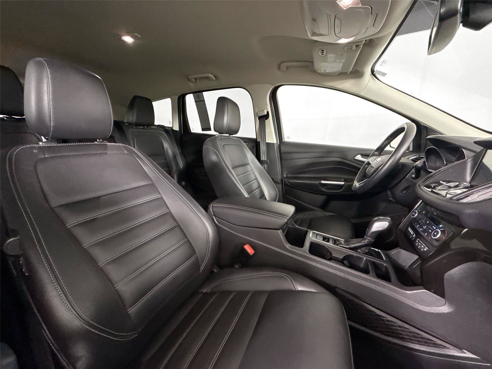 Used 2019 Ford Escape Titanium FWD image 41