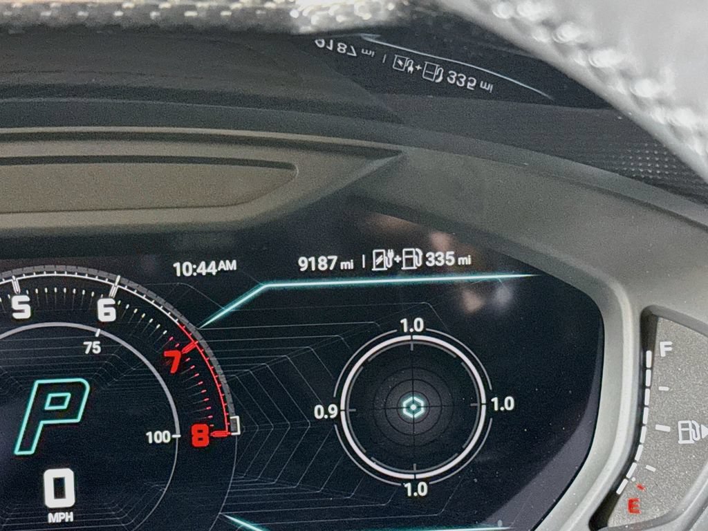 Used 2025 Lamborghini Urus SE AWD/4WD image 12