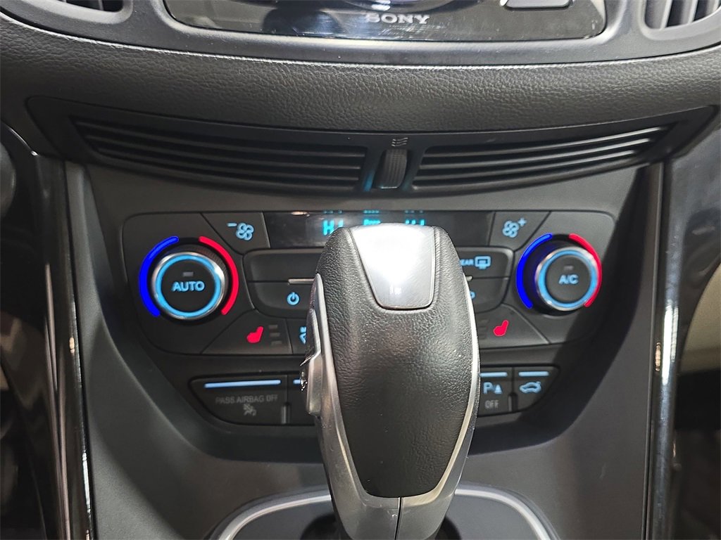 Used 2017 Ford C-MAX Titanium w/ Equipment Group 301A image 18