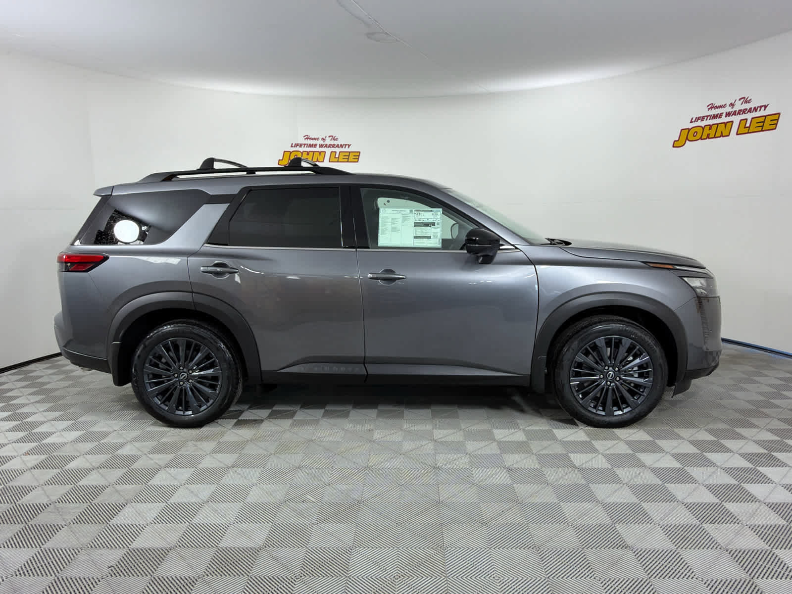 New 2026 Nissan Pathfinder SL w/ SL Premium Package image 7