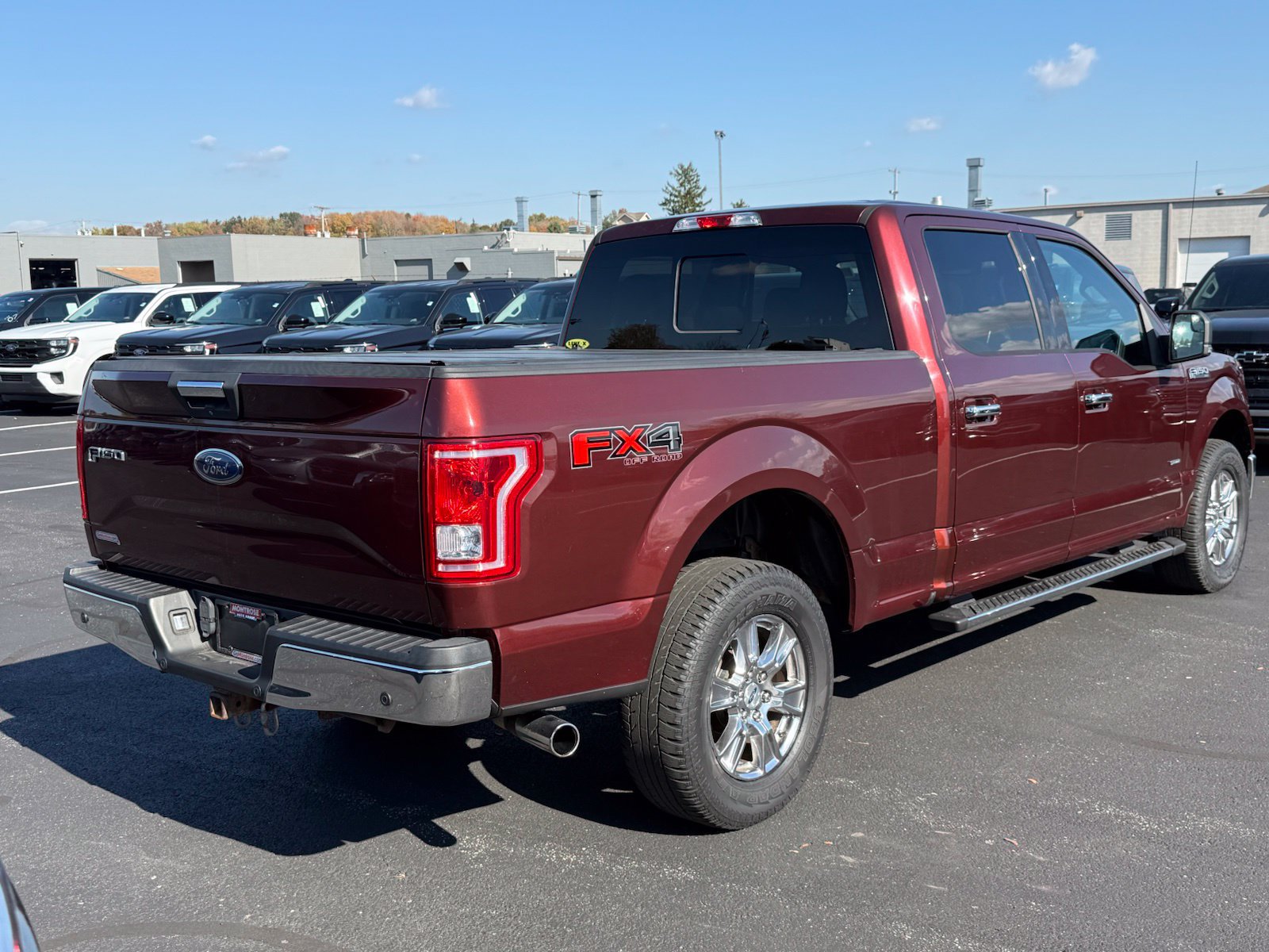 Used 2016 Ford F150 XLT w/ Equipment Group 302A Luxury AWD/4WD image 4
