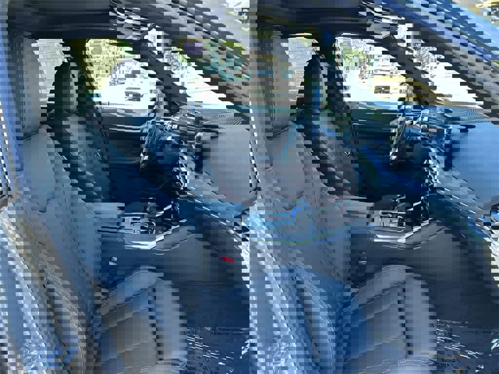 Used 2023 BMW i4 eDrive35 image 49