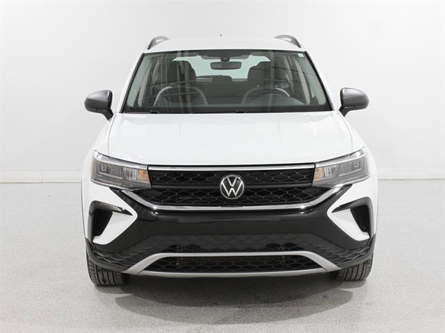 Used 2023 Volkswagen Taos S image 2