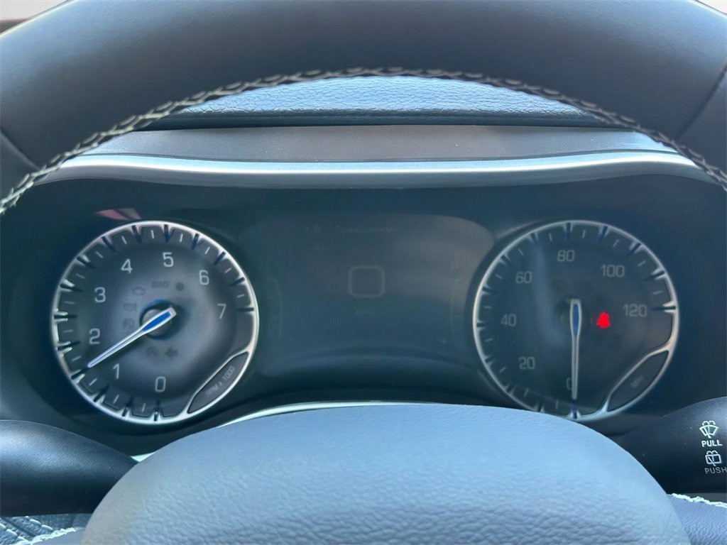 New 2026 Chrysler Pacifica Select image 7