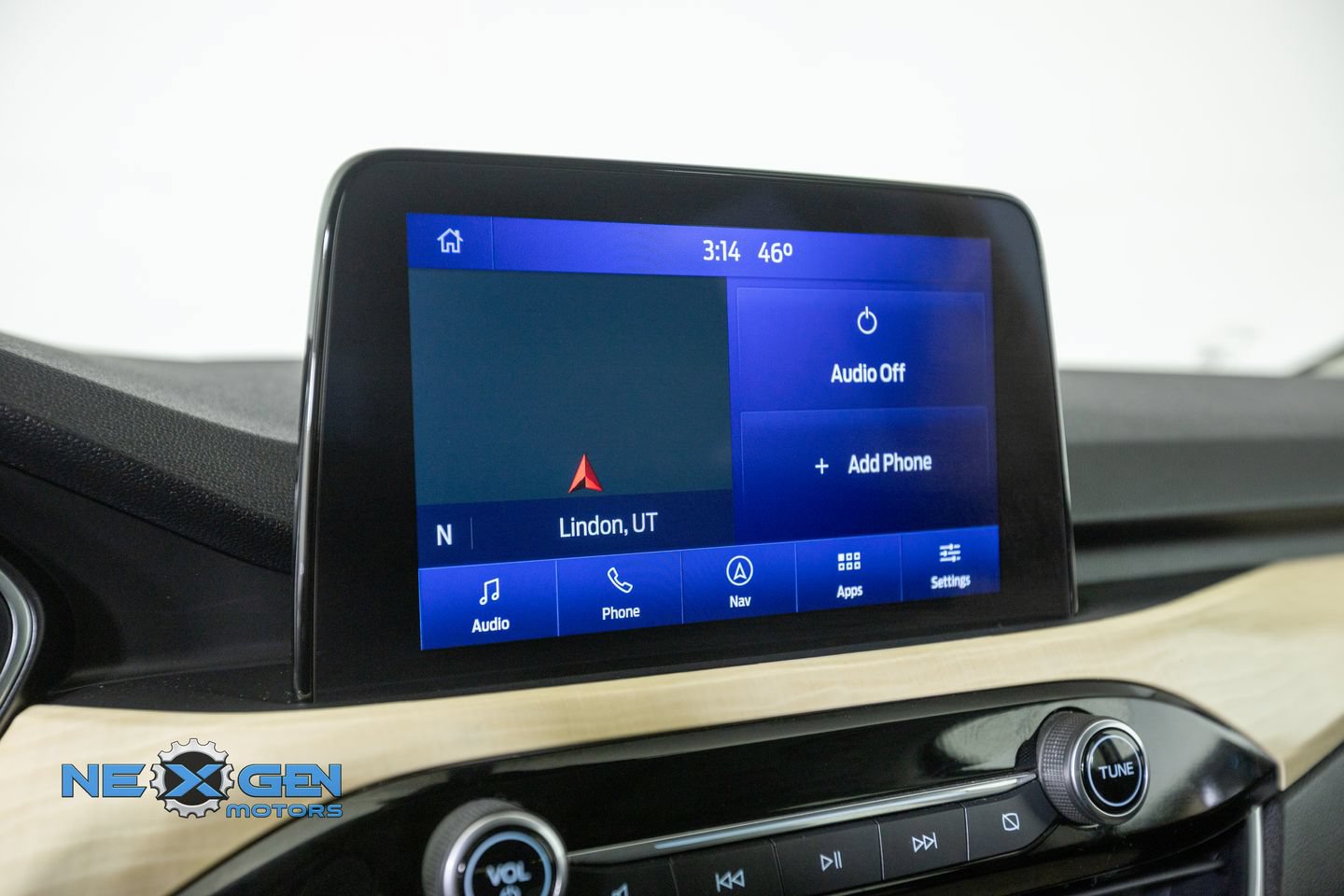 Used 2021 Ford Escape Titanium w/ Titanium Elite Package AWD/4WD image 19