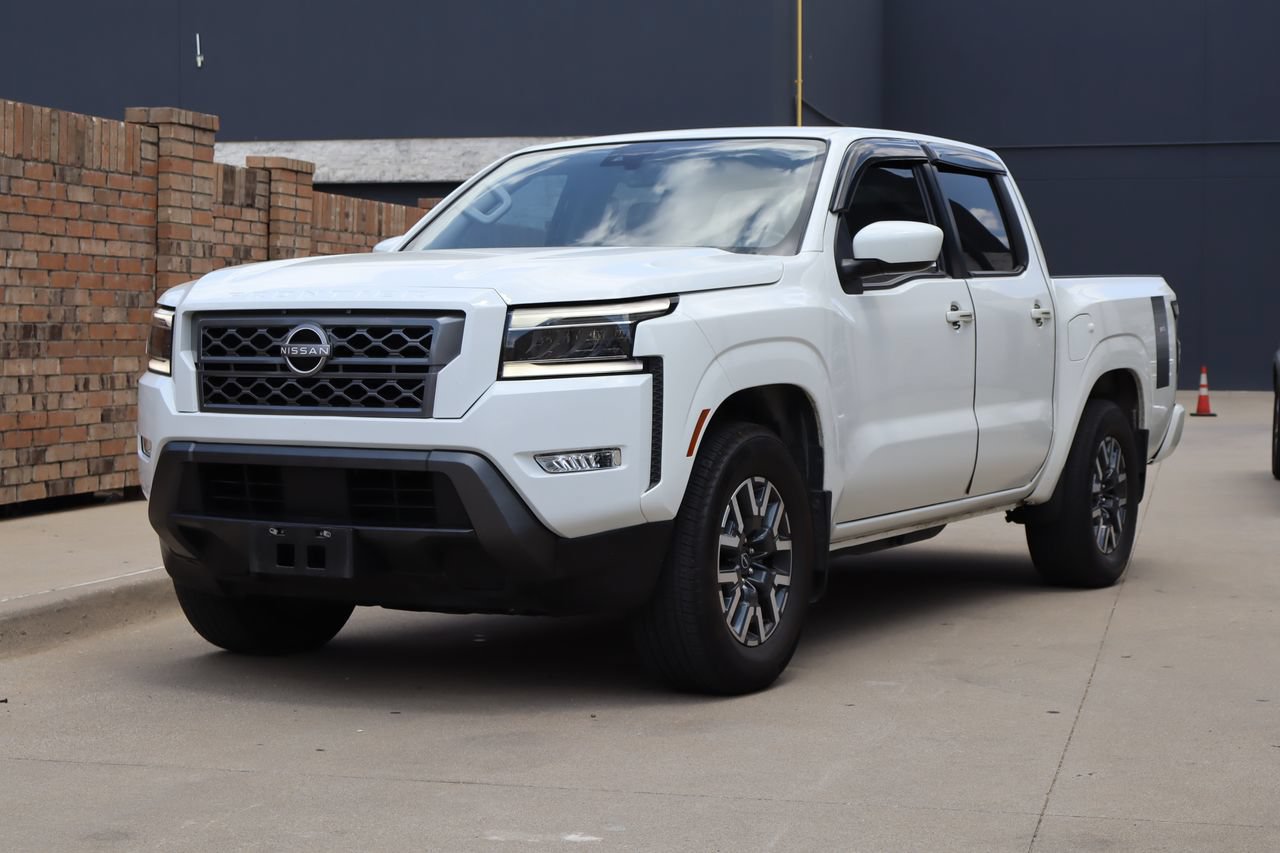 Used 2024 Nissan Frontier SL w/ Technology Package RWD image 2
