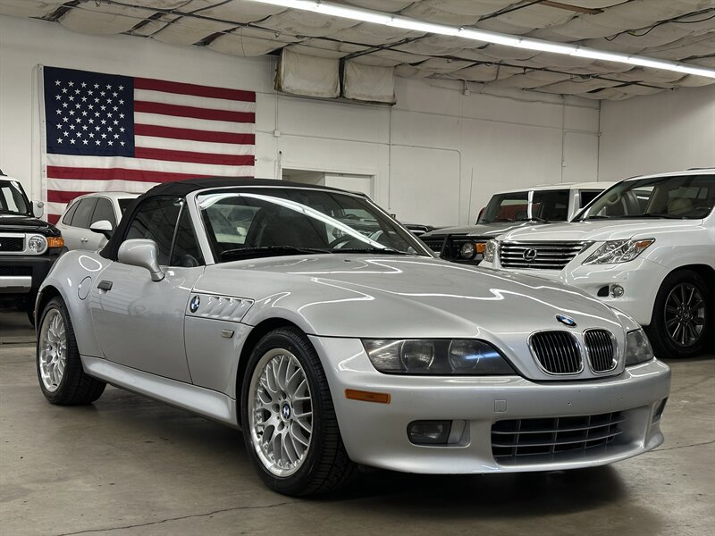 Used 2001 BMW Z3 3.0i image 1