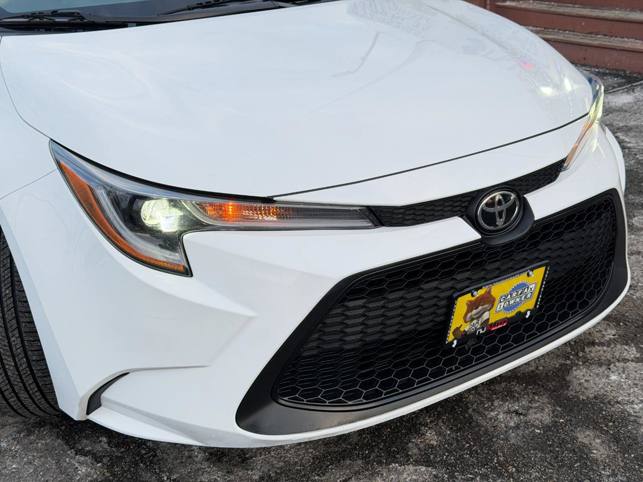 Used 2021 Toyota Corolla LE FWD image 72