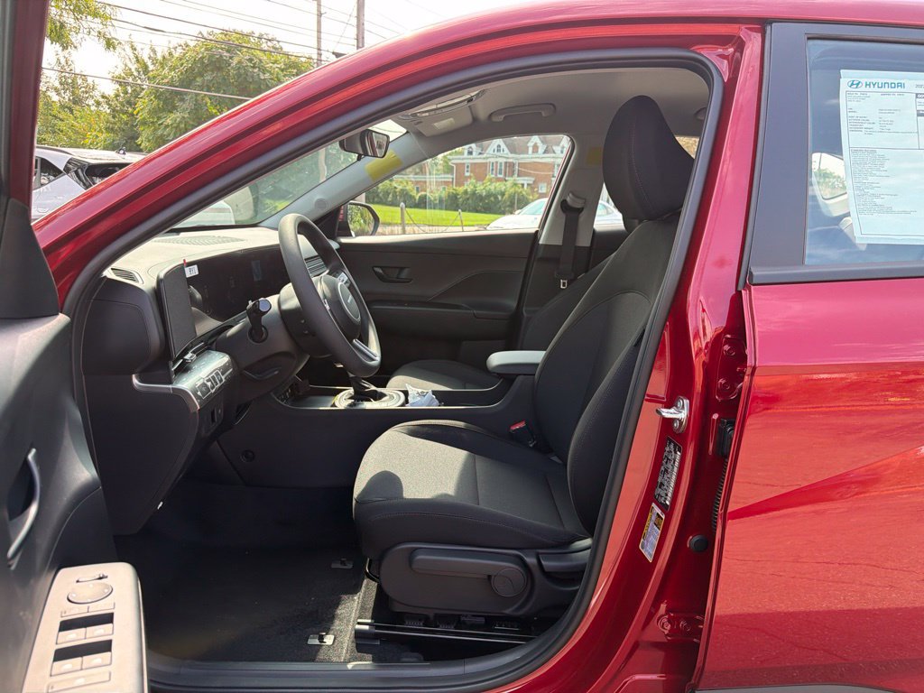 New 2027 Hyundai Kona SE AWD/4WD image 13