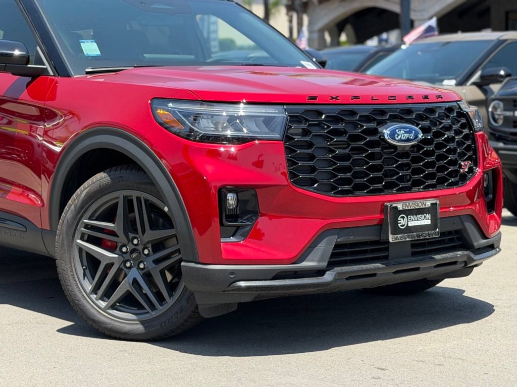New 2026 Ford Explorer ST AWD/4WD image 4