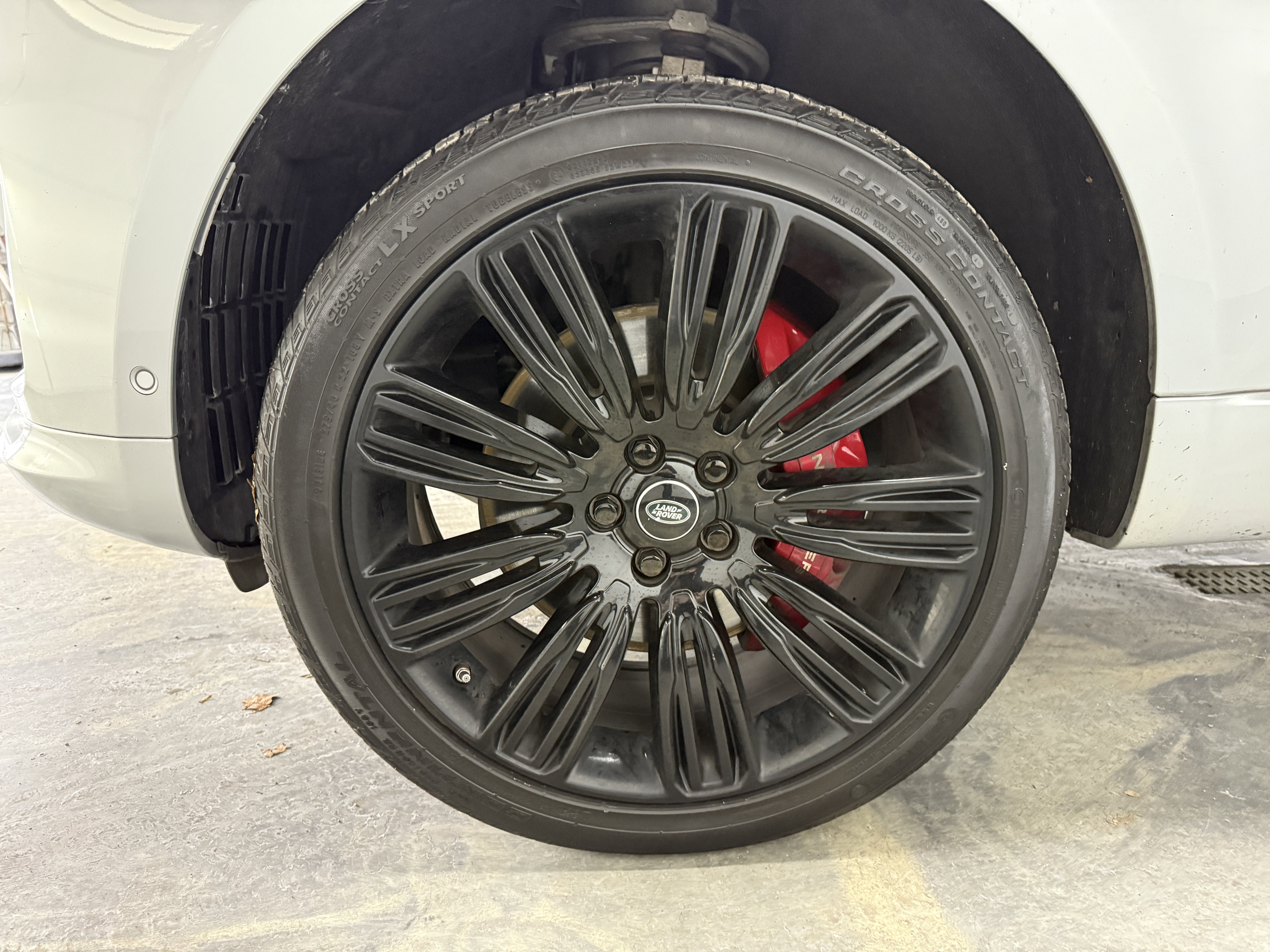 Used 2018 Land Rover Range Rover Sport HSE Dynamic image 27