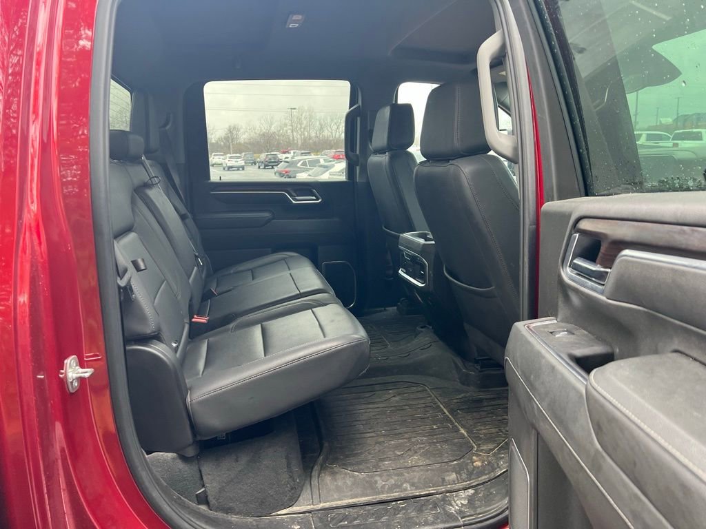 Used 2025 GMC Sierra 2500 SLT w/ SLT Premium Package image 11