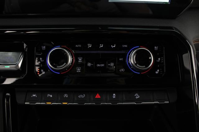 New 2026 GMC Sierra 1500 AT4 w/ AT4 Premium Package image 8