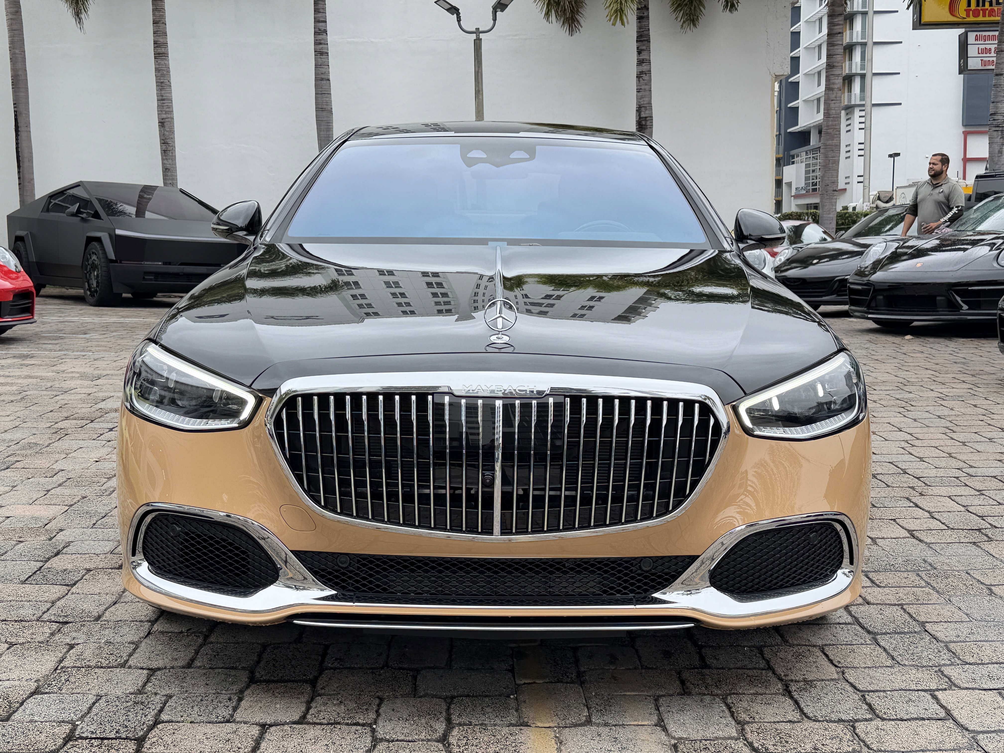 Used 2023 Mercedes-Benz Maybach S 680 Maybach S 680 Virgil Abloh Edi image 5