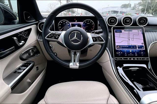 Used 2024 Mercedes-Benz C 300 Sedan image 8
