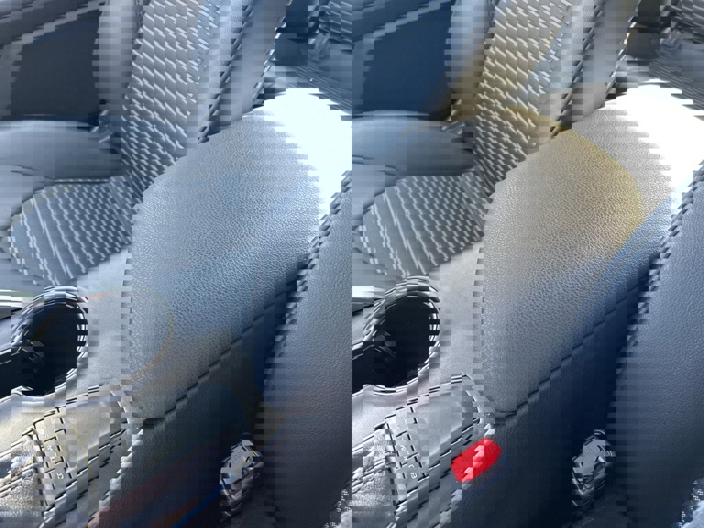 Used 2024 Toyota Camry SE image 24