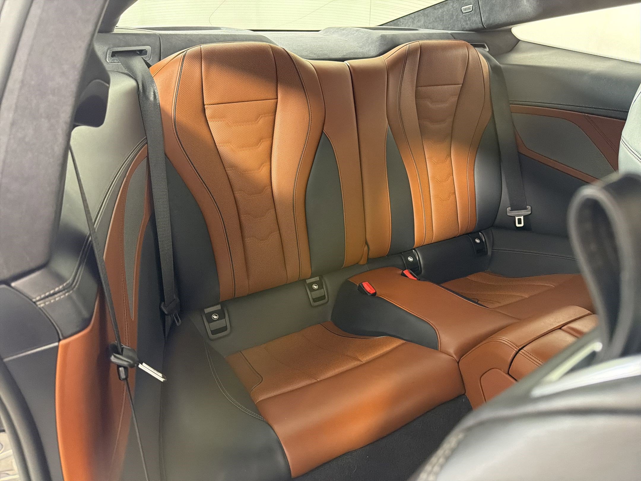 Used 2022 BMW M850i xDrive Coupe image 29