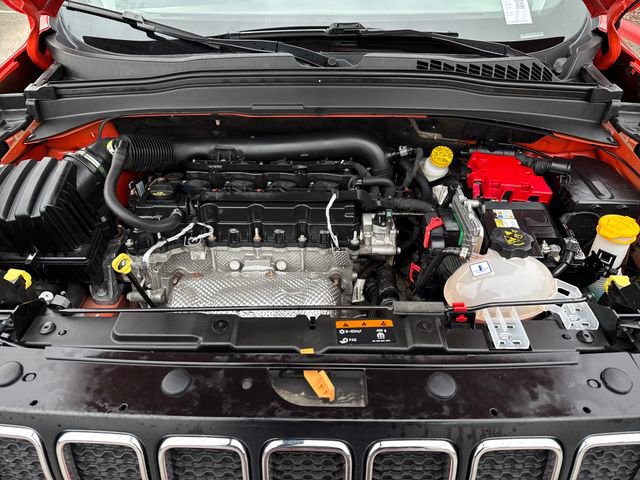 Used 2021 Jeep Renegade Sport w/ Sport Appearance Group image 27