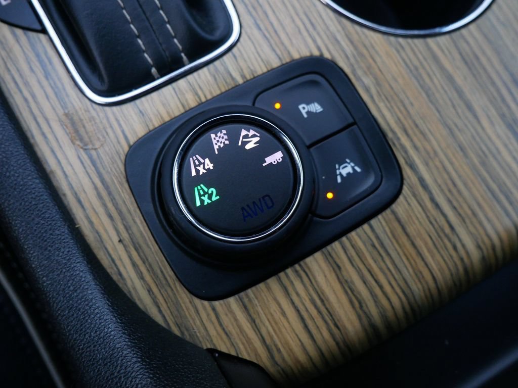 Used 2018 GMC Acadia Denali AWD/4WD image 23
